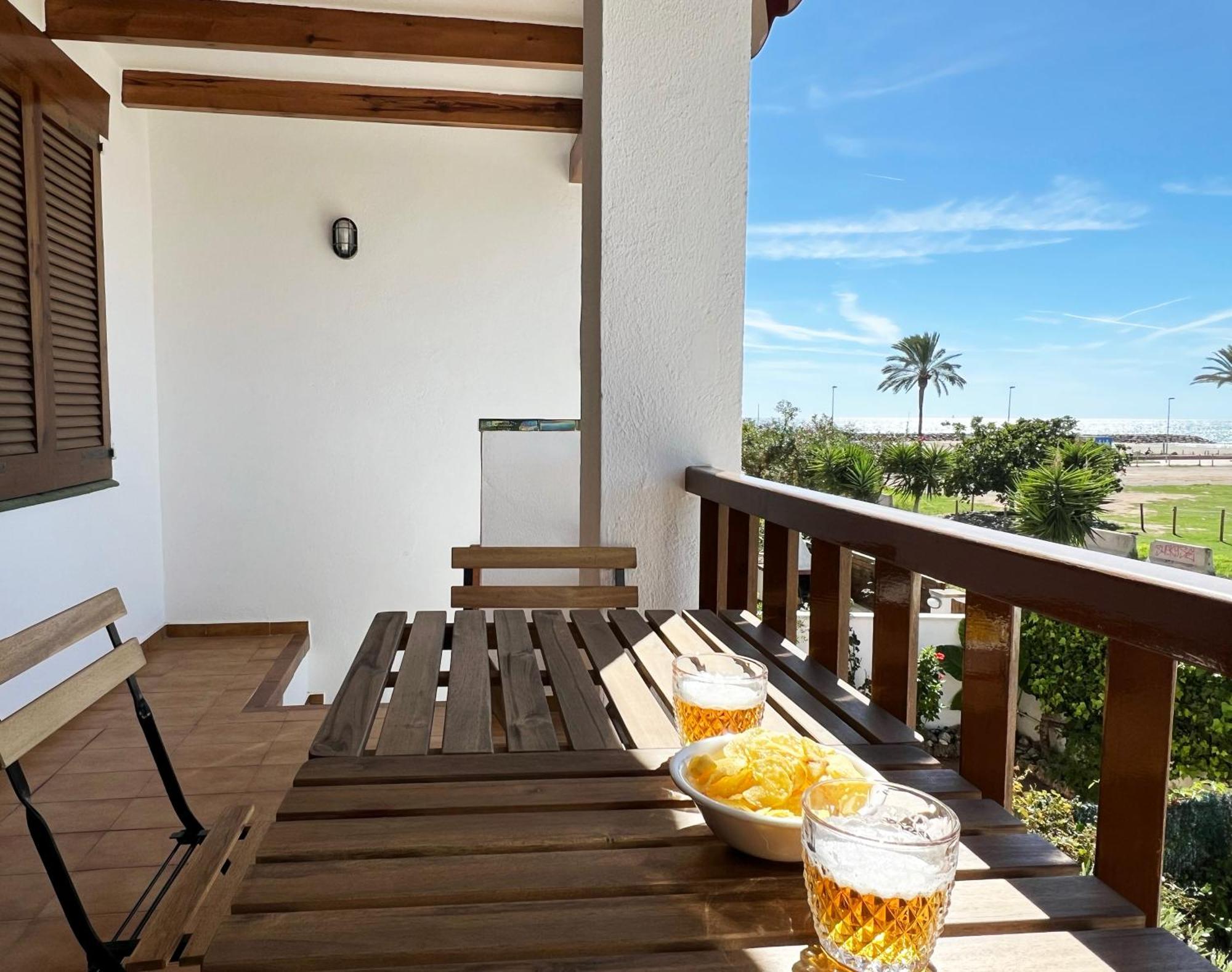 Espectacular Sunny House In The Beach Cunit Exterior foto